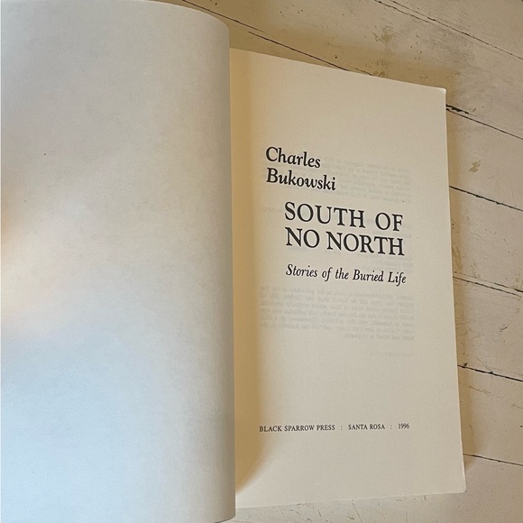 run with the hunted a Charles Bukowski reader - Picture 3 of 4